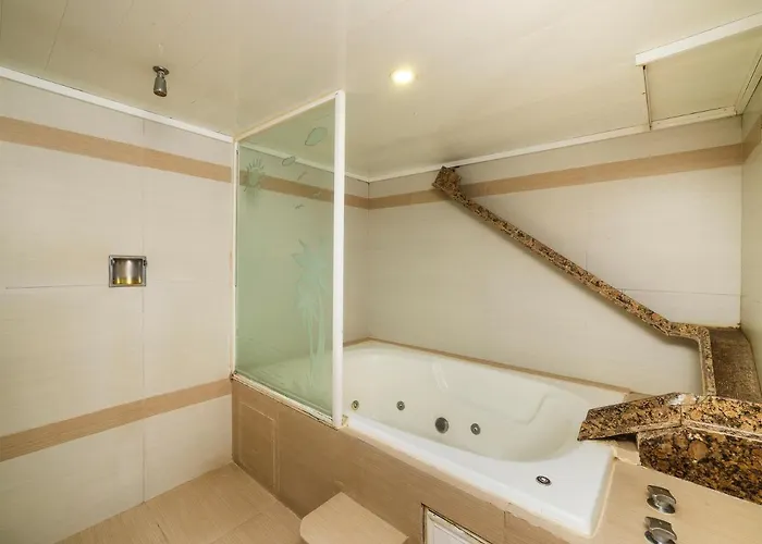 Normandie Hotel 3*